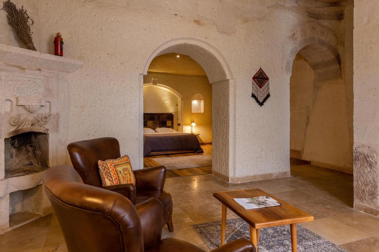 Seki Cave Suites 格雷梅 外观 照片