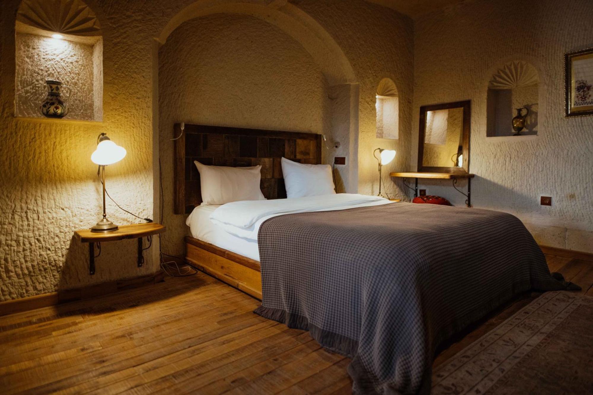 Seki Cave Suites 格雷梅 外观 照片