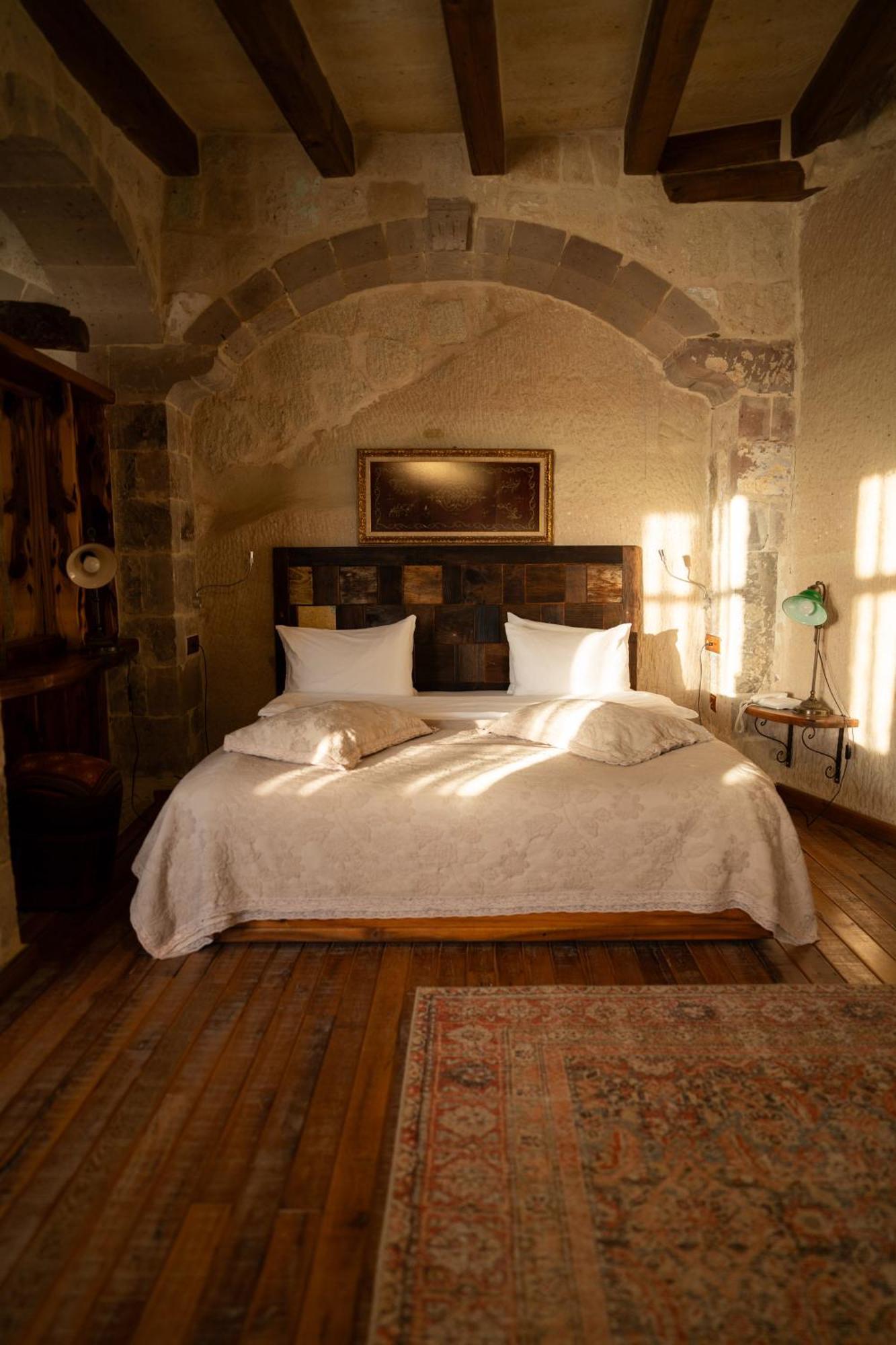 Seki Cave Suites 格雷梅 外观 照片